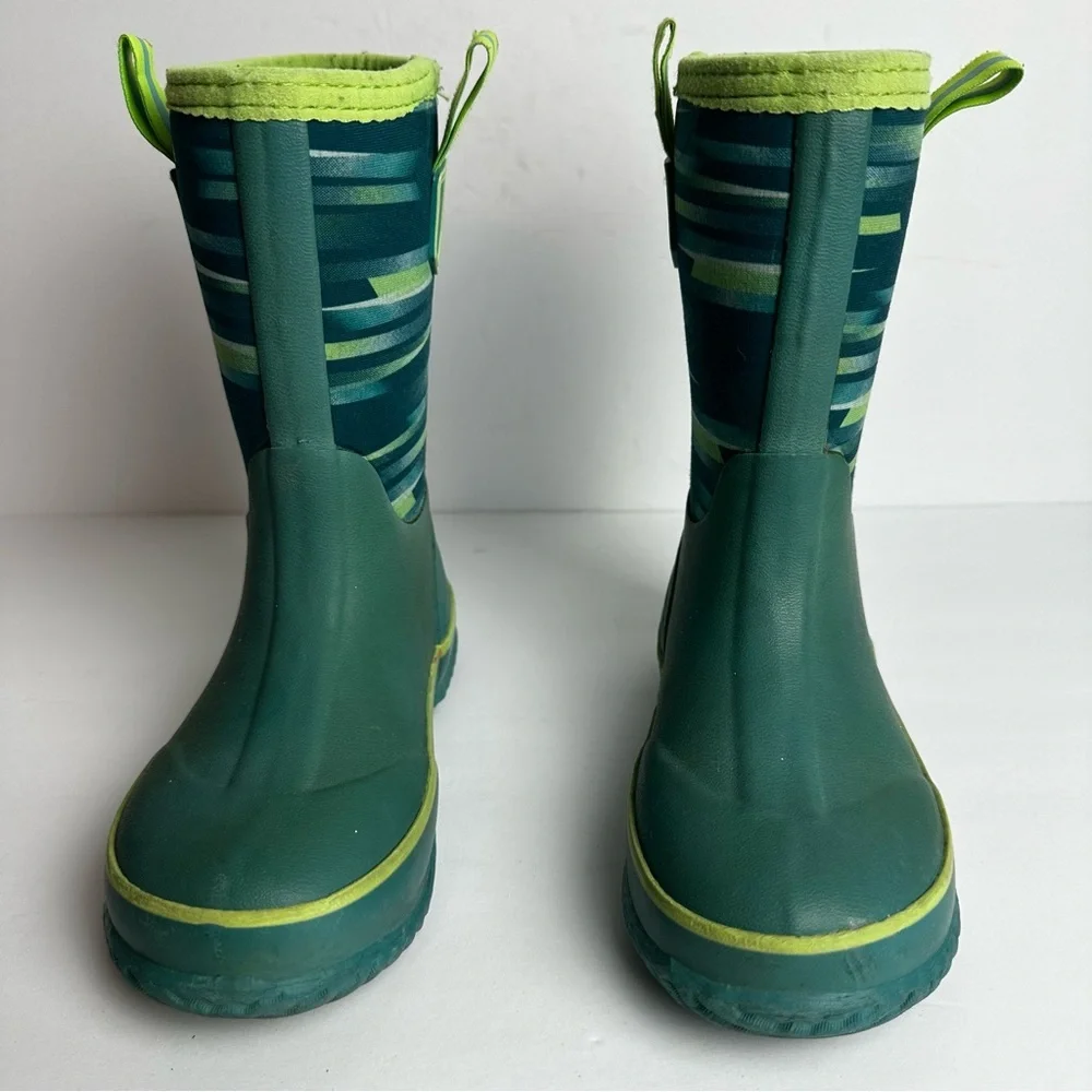 Lands’ End Waterproof Rubber Boots Youth Size 12 Shoes Unisex Green Snow Rain